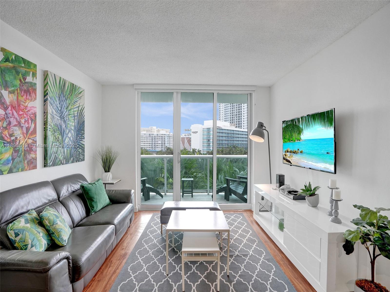 TIDES ON HOLLYWOOD BEACH - Residential