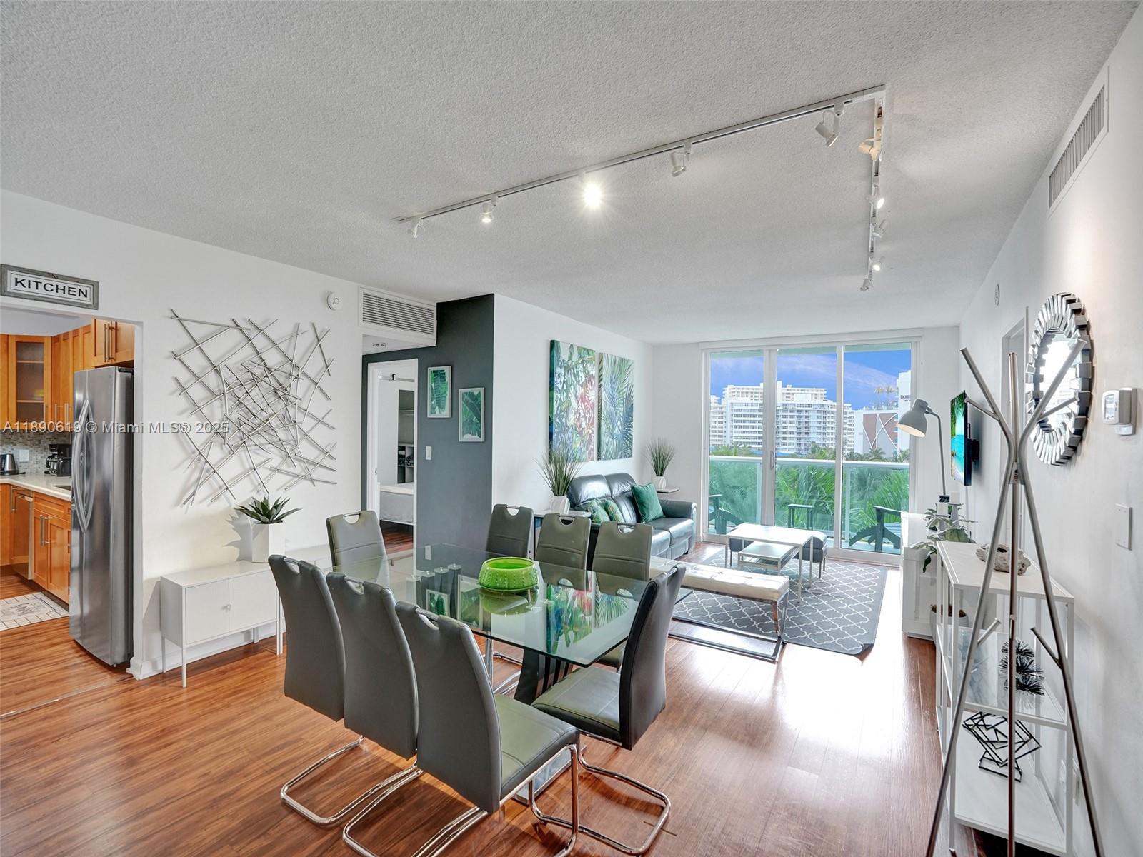 TIDES ON HOLLYWOOD BEACH - Residential