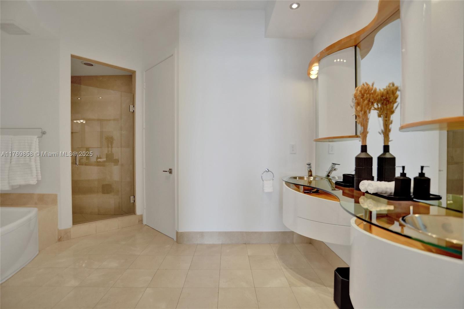 Trump Palace Condo - Residential
