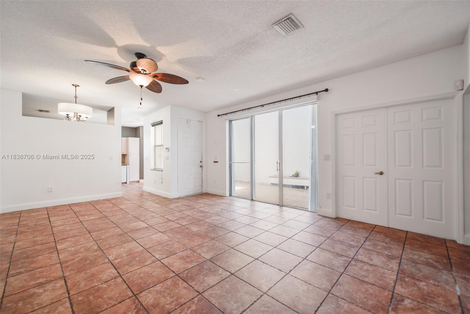 1551 Seagrape Way