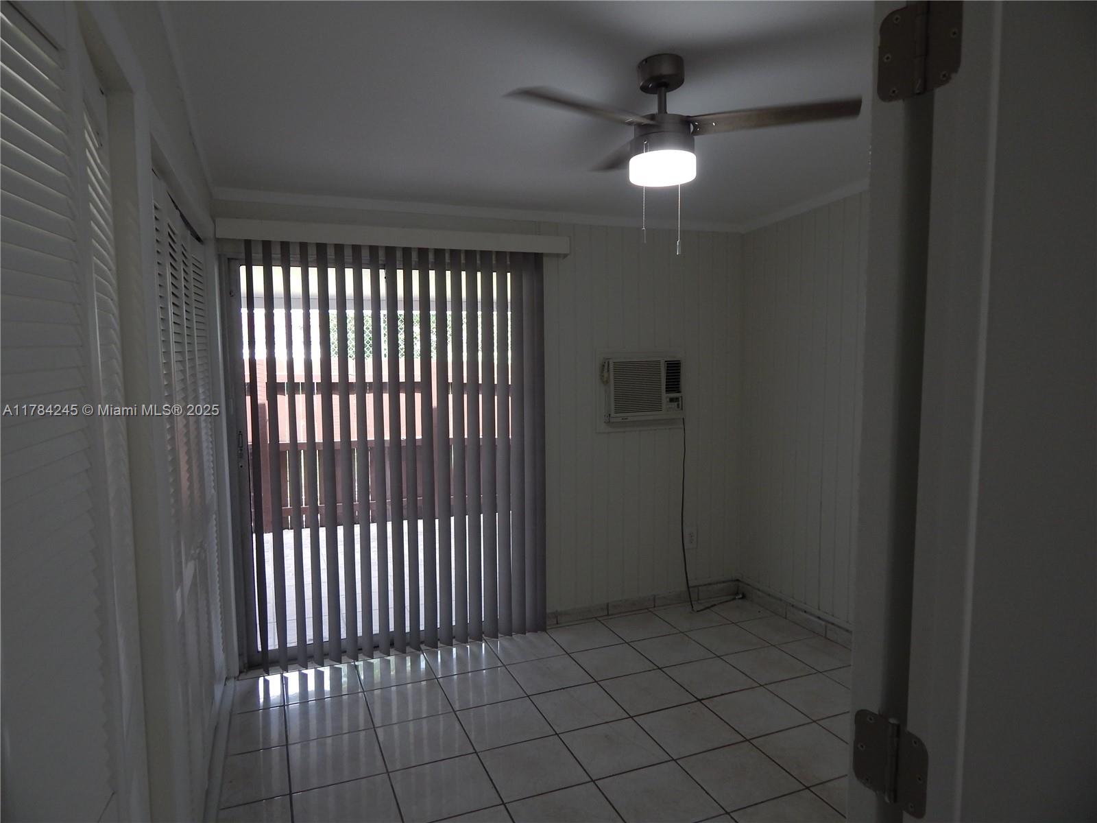 OASIS EN MANGO HILL CONDO - Residential Lease