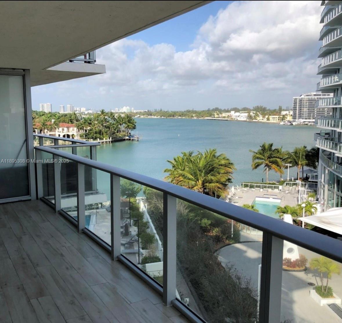 Exquisite 2/2 furnished unit, Available for Short Term Lease in Miami Beach, minimun 2 month!! . Bright and spacious 2/2 unit. Walking distance to Grocery store and to the beach. Elegant ceramic tile flooring, SS appliances,floor-to-ceiling doors and beautiful open kitchen. Boutique building with State-of-the-art fitness center, cedar sauna, a waterfront resort style pool with sundeck, library/business center, elegant lobby, 24-hour security, valet and concierge services. 1 valet parking spot included. Near to Bal Harbor shops, supermarket, and much more. AVAILABLE FOR SHORT TERM