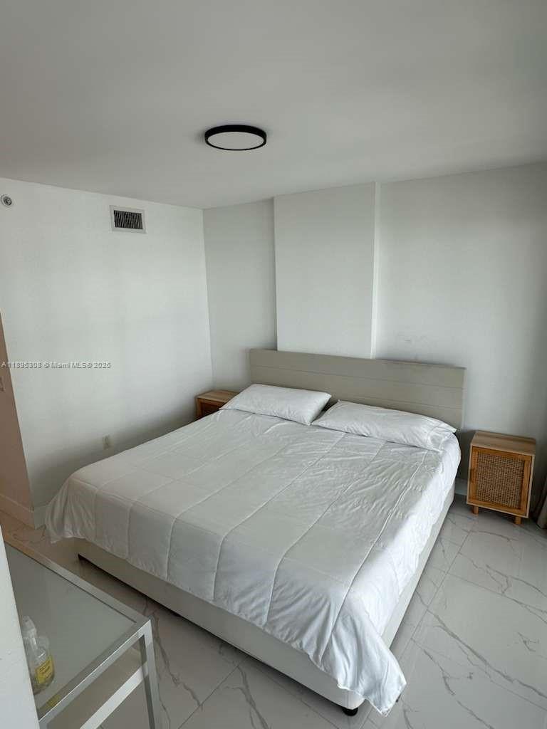 AMD PL OF 2ND OCEAN FRONT - Residential Lease