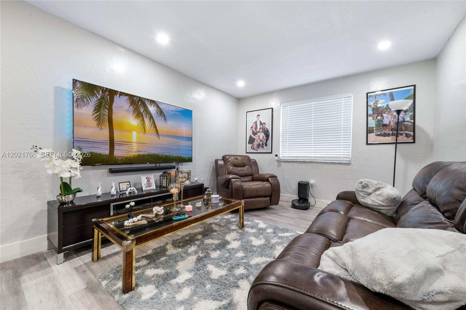 ROYAL PALM GARDENS CONDO - Residential