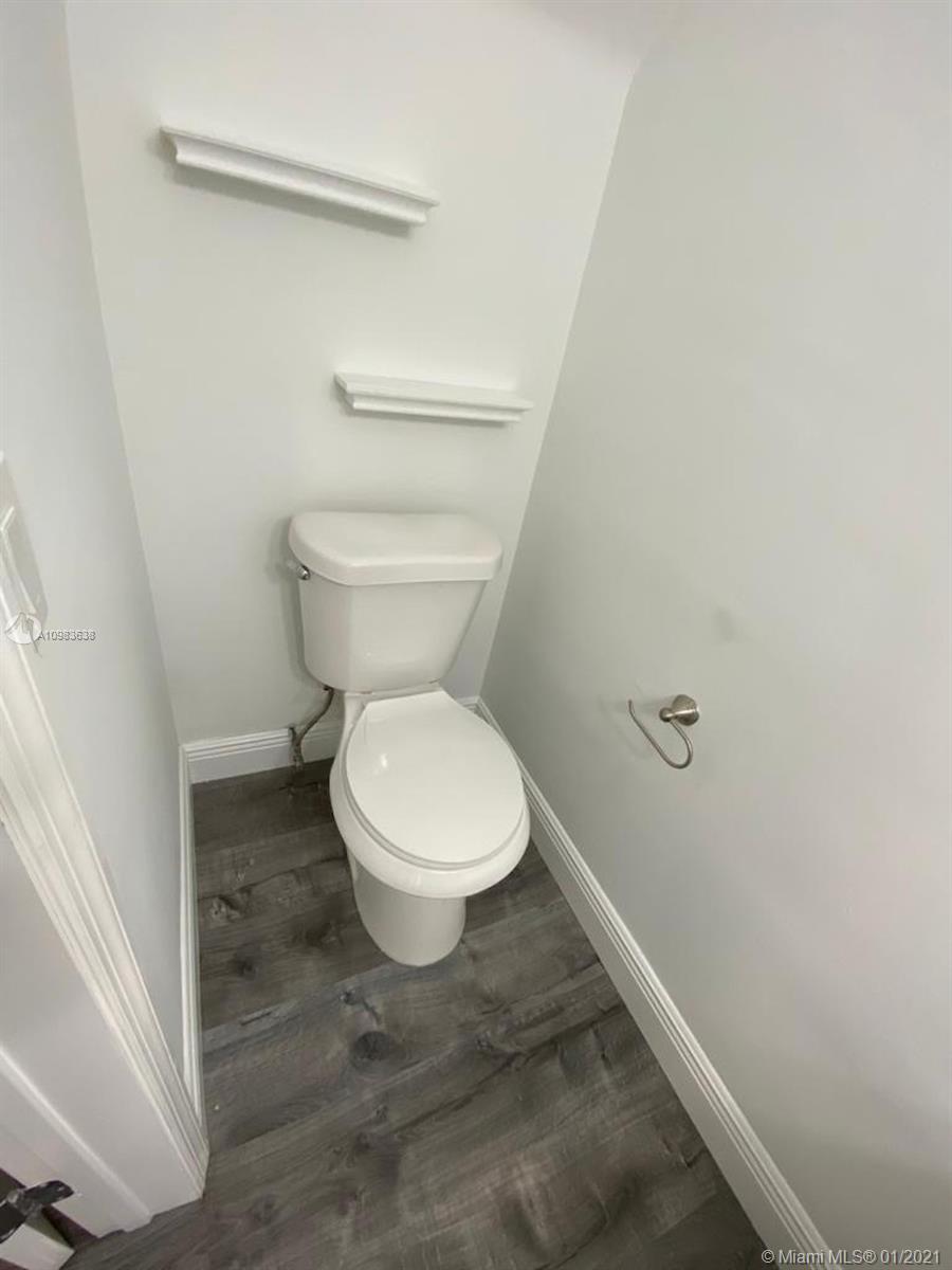 GEORGETOWN 1 CONDO - Residential Lease