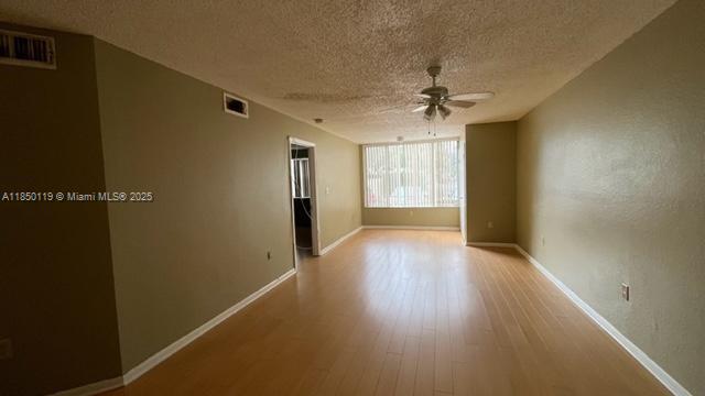 LAKEVIEW CLUB CONDO - Residential Lease