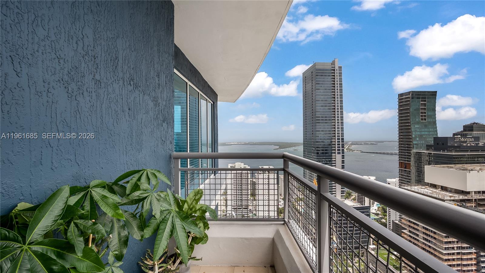 INFINITY AT BRICKELL COND - Residential