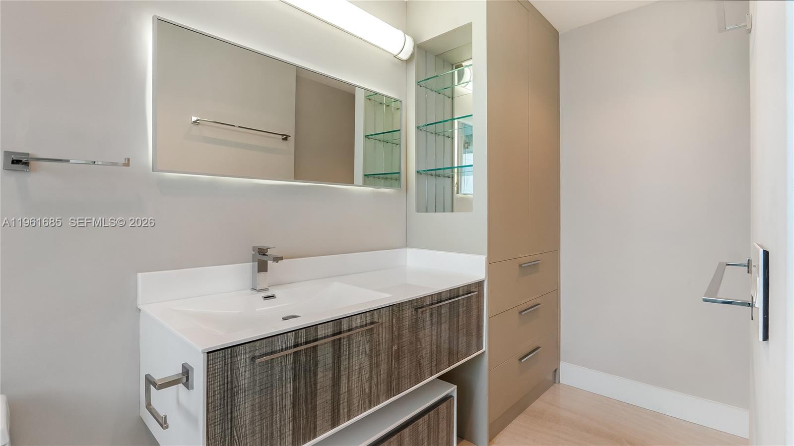 INFINITY AT BRICKELL COND - Residential