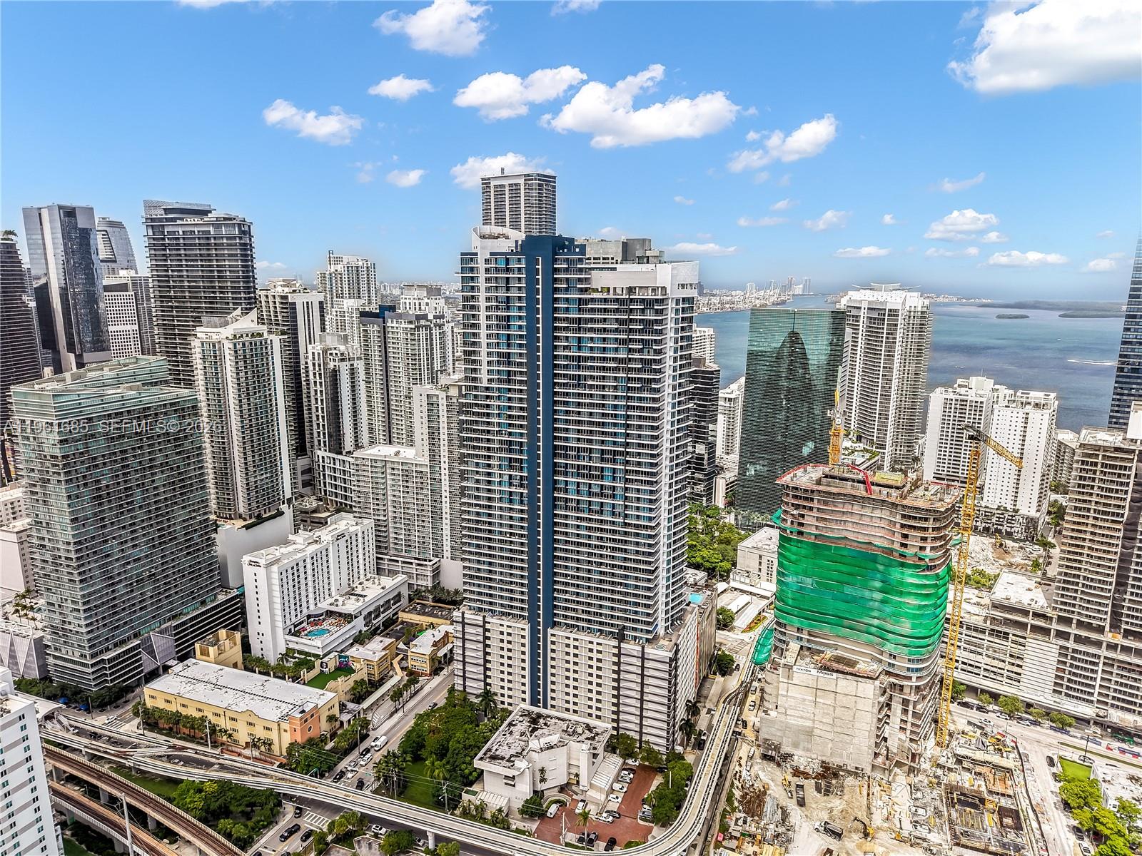 INFINITY AT BRICKELL COND - Residential