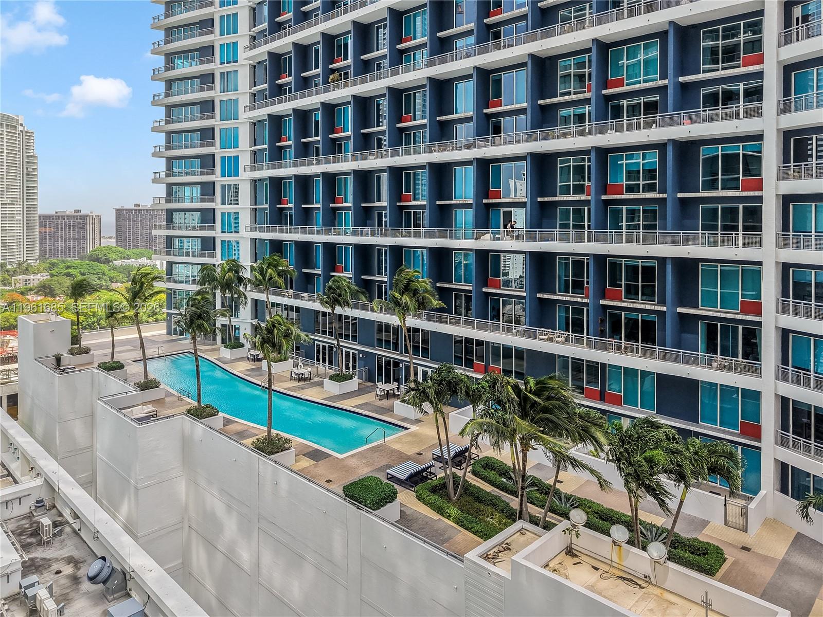 INFINITY AT BRICKELL COND - Residential