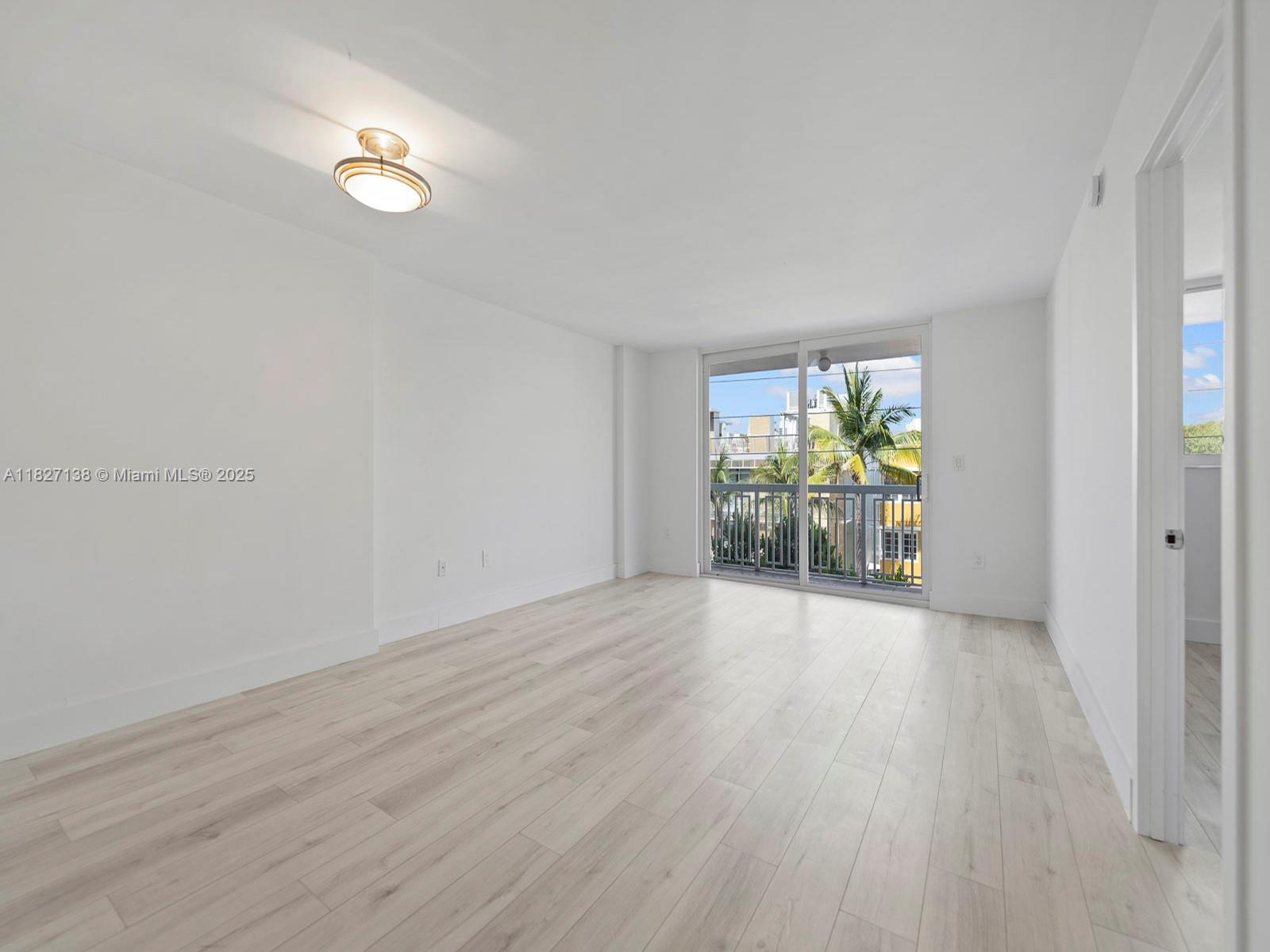 401 Ocean Dr 403