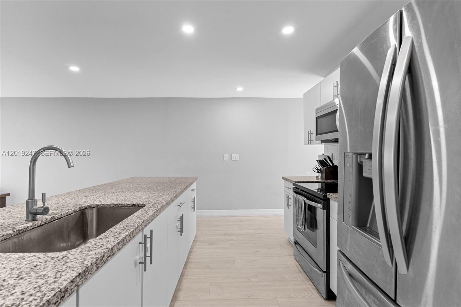 VISTA TOWNHOUSE SEC C - Residential