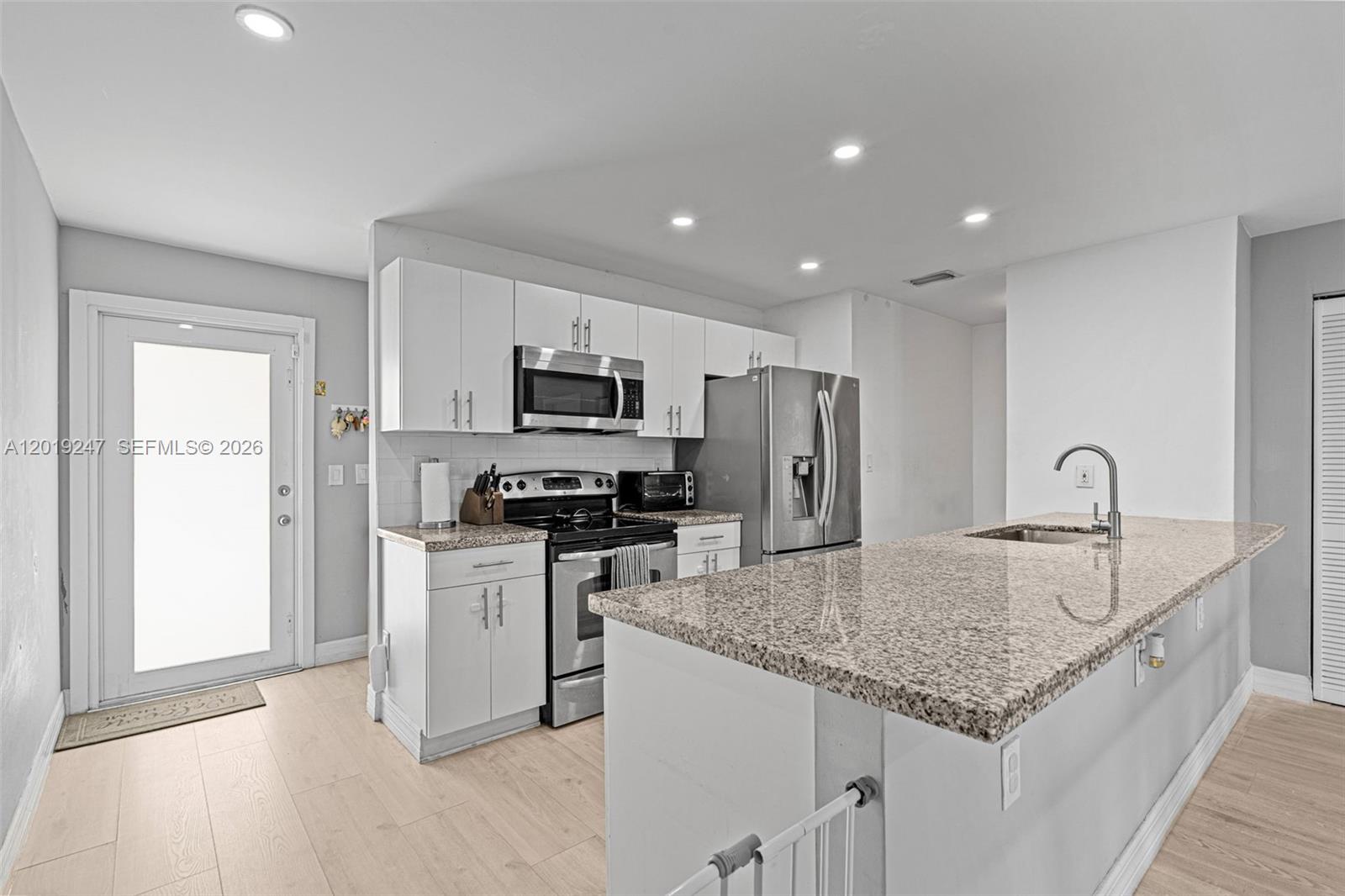 VISTA TOWNHOUSE SEC C - Residential