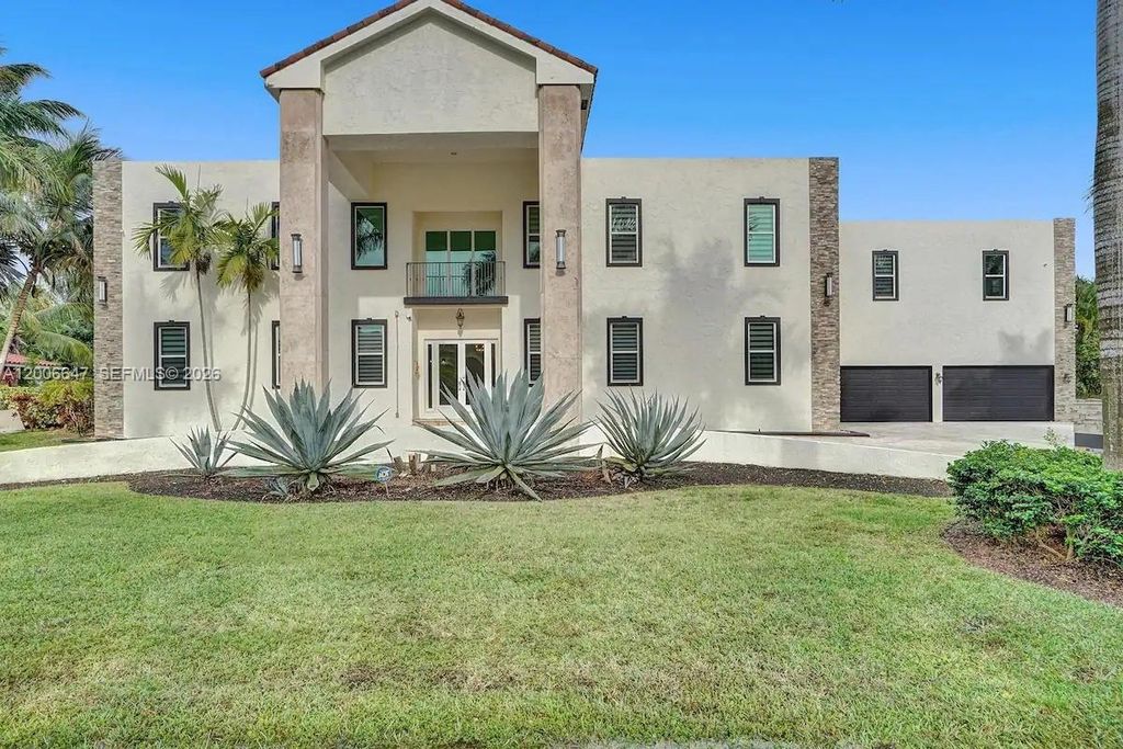 Photo of 1430 NW 114th Ave #., Plantation, FL 33323 (MLS # A12006647)
