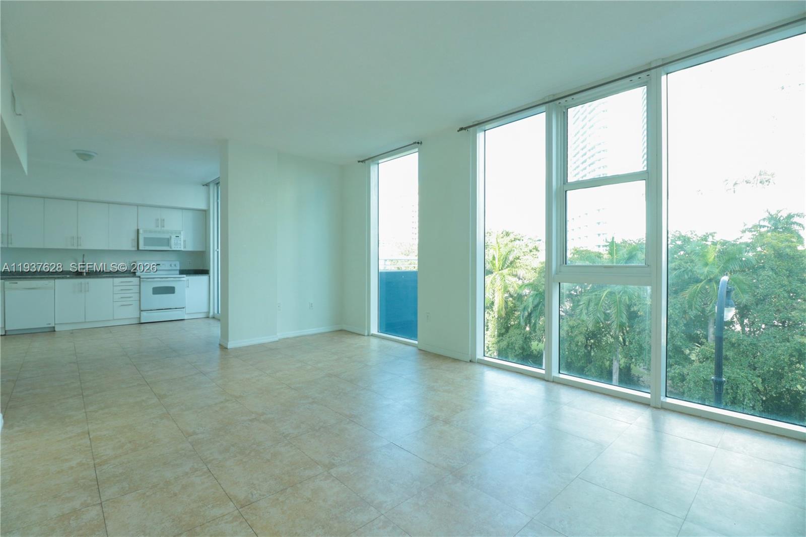 1800 BISCAYNE PLAZA CONDO - Residential Lease