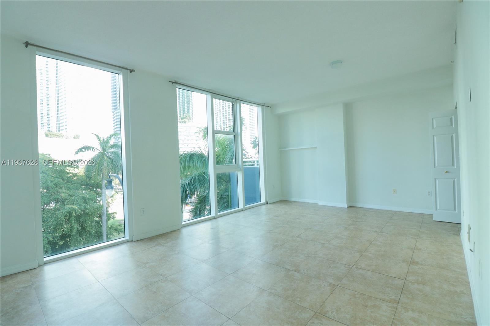 1800 BISCAYNE PLAZA CONDO - Residential Lease