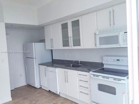 275 NE 18th St 410 Miami FL 33132