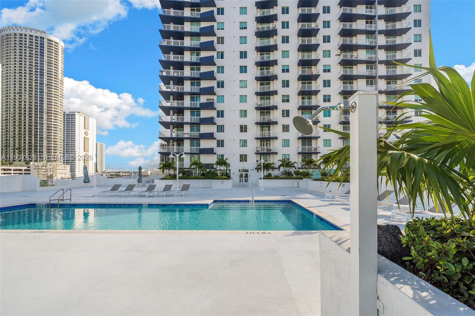 1800 BISCAYNE PLAZA CONDO - Residential Lease