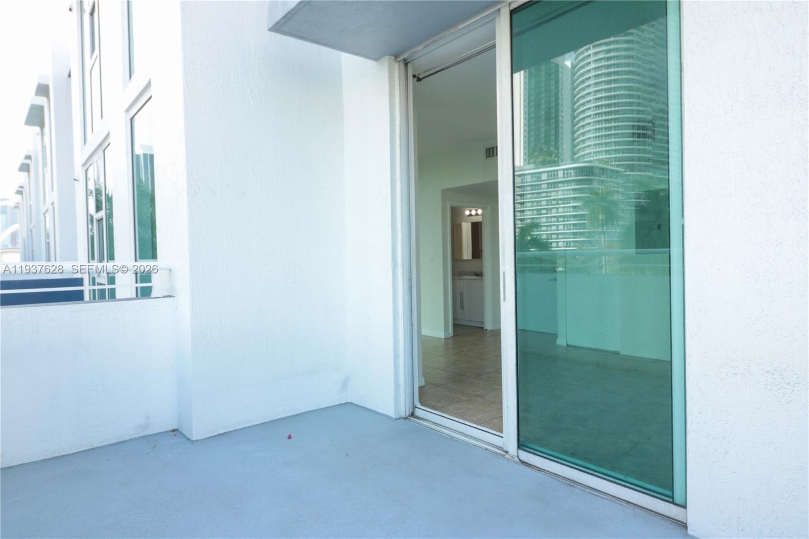 1800 BISCAYNE PLAZA CONDO - Residential Lease