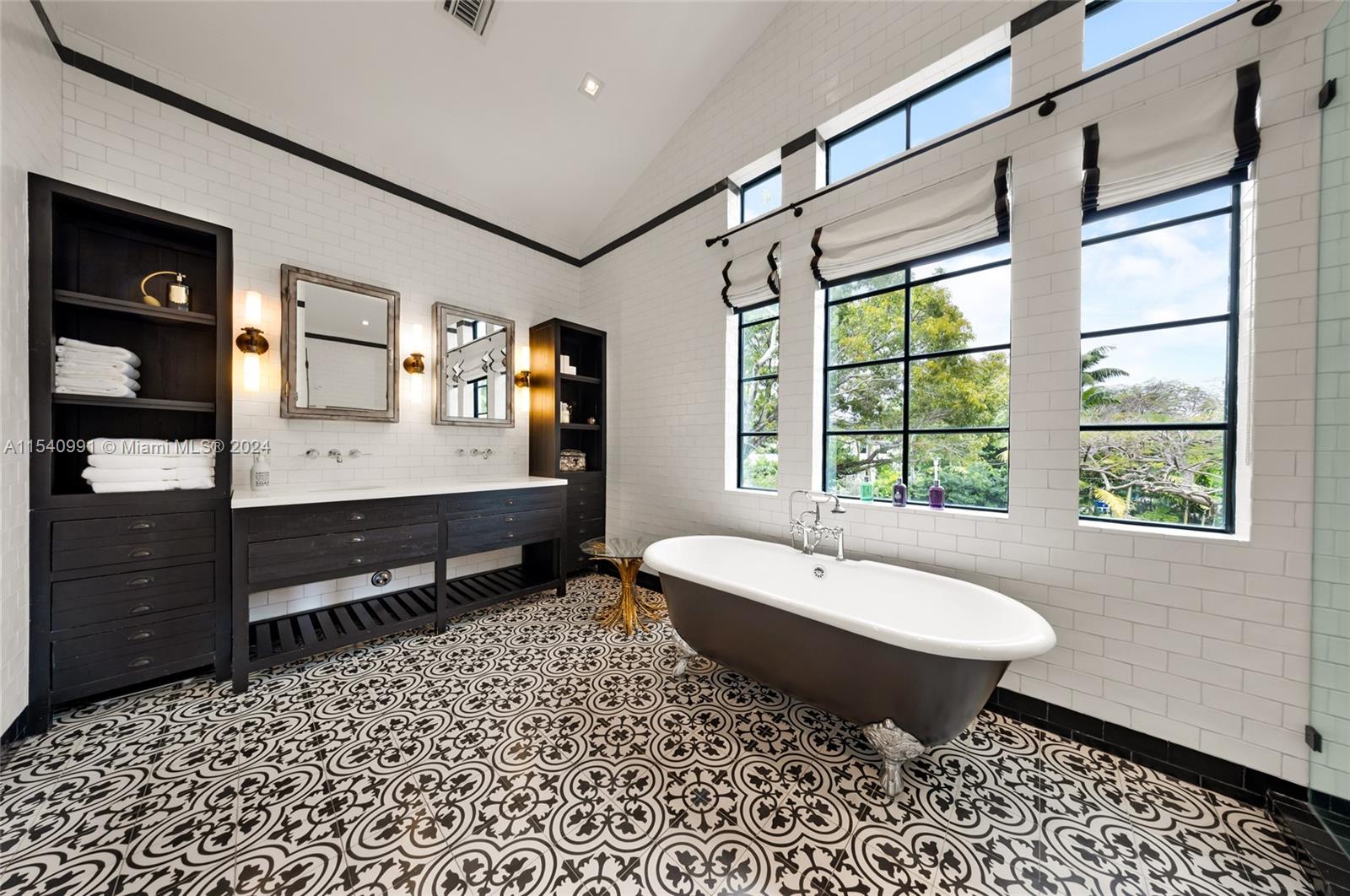 BAYSHORE UNIT NO 2 - Residential