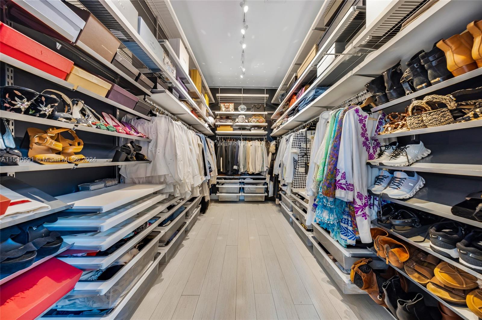 BAYSHORE UNIT NO 2 - Residential