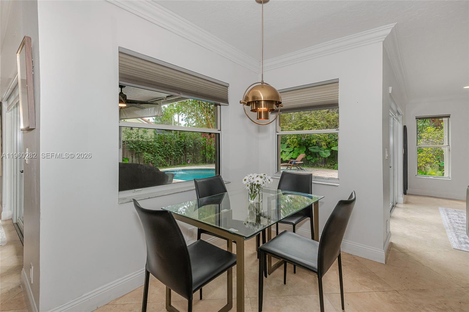 EMBASSY LAKES - Residential