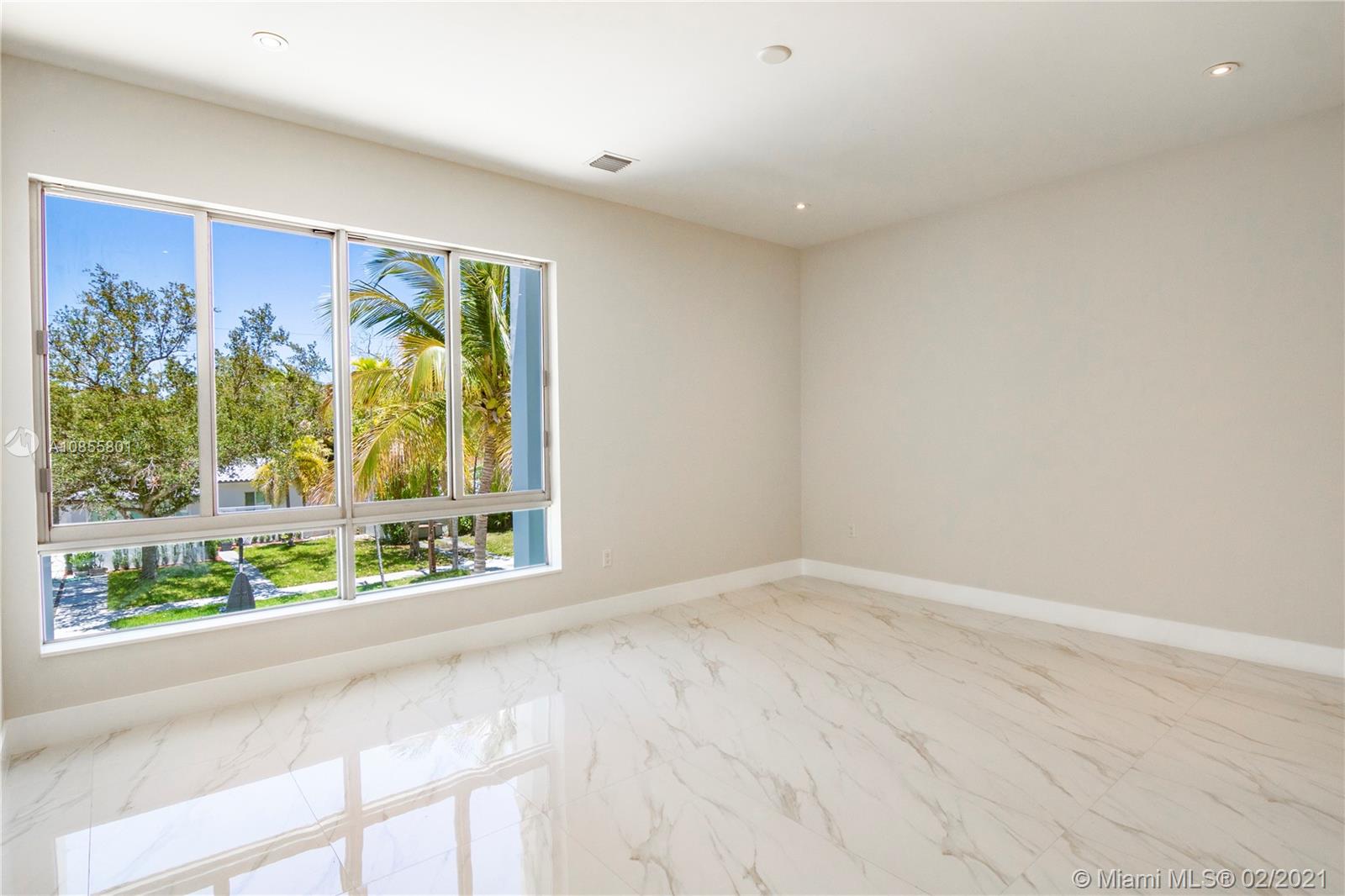 SILVER BLUFF EST SEC C - Residential