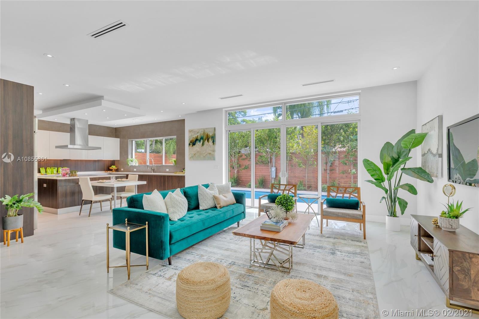 SILVER BLUFF EST SEC C - Residential