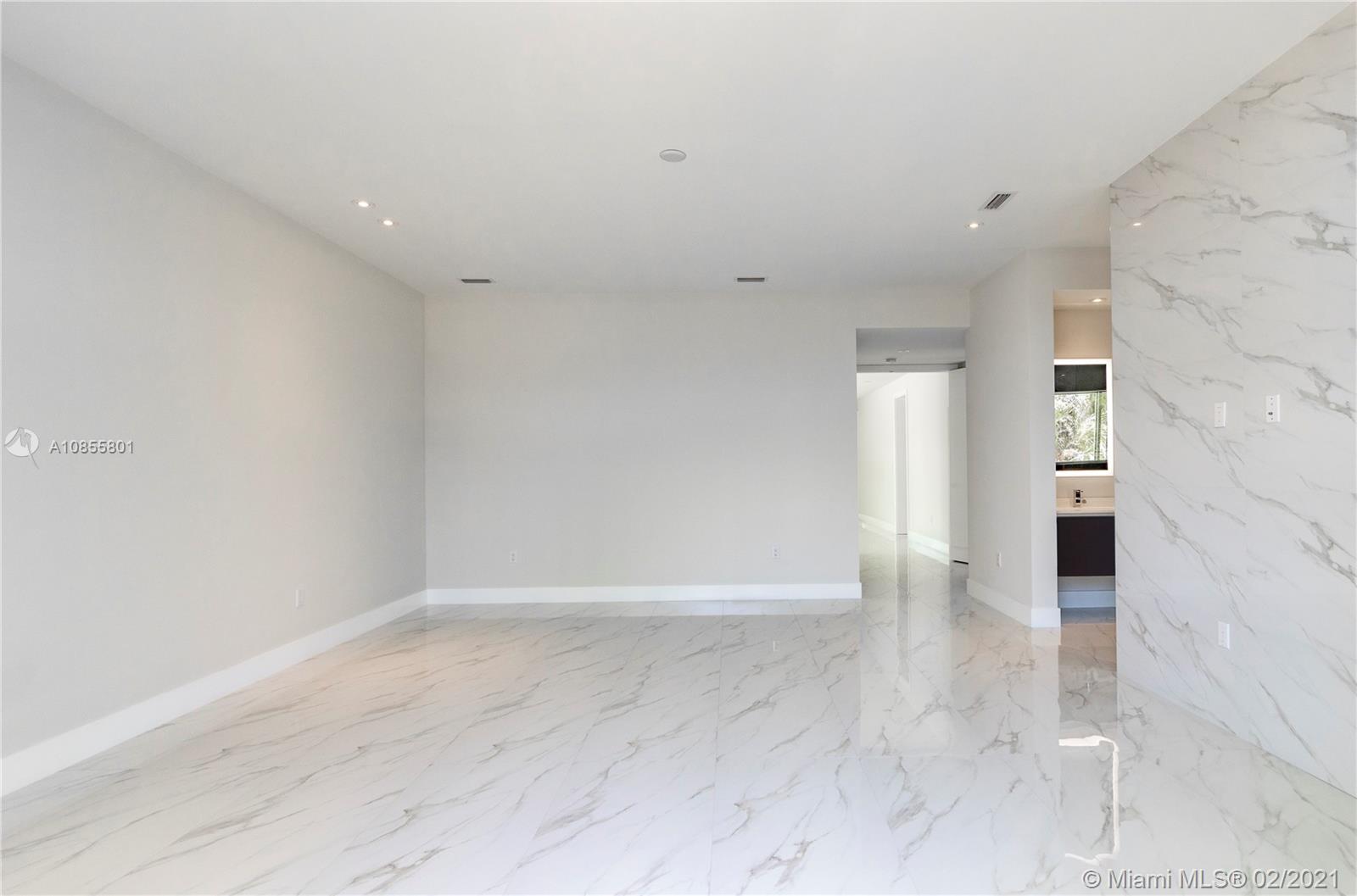 SILVER BLUFF EST SEC C - Residential