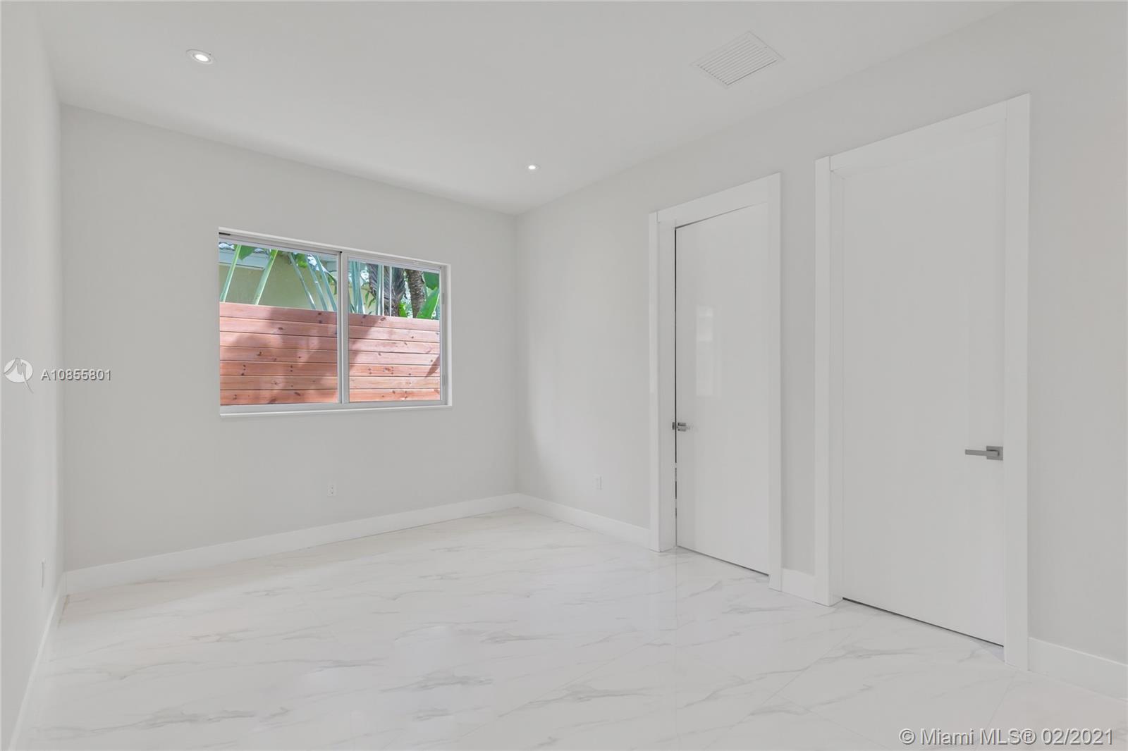 SILVER BLUFF EST SEC C - Residential