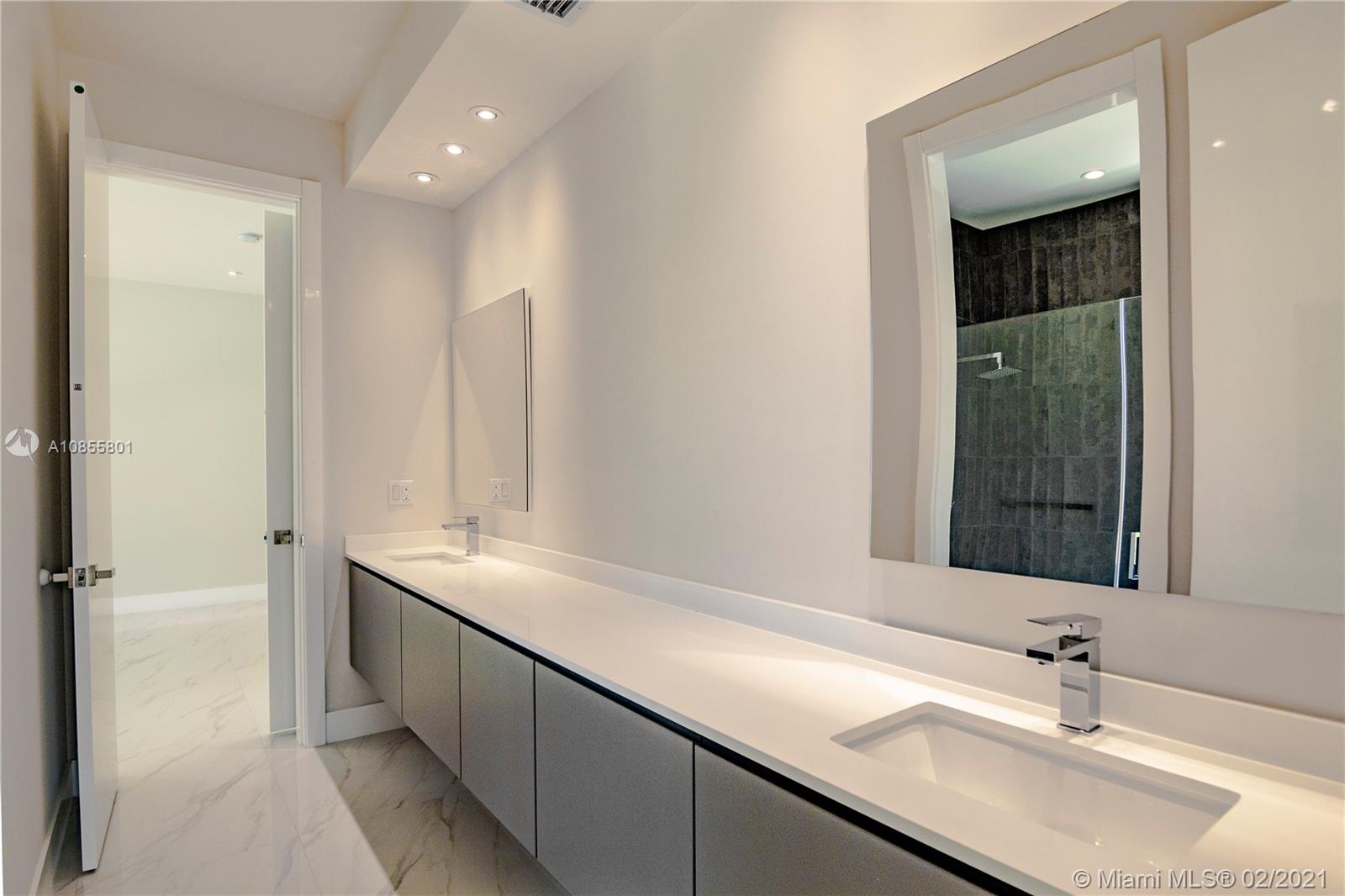 SILVER BLUFF EST SEC C - Residential