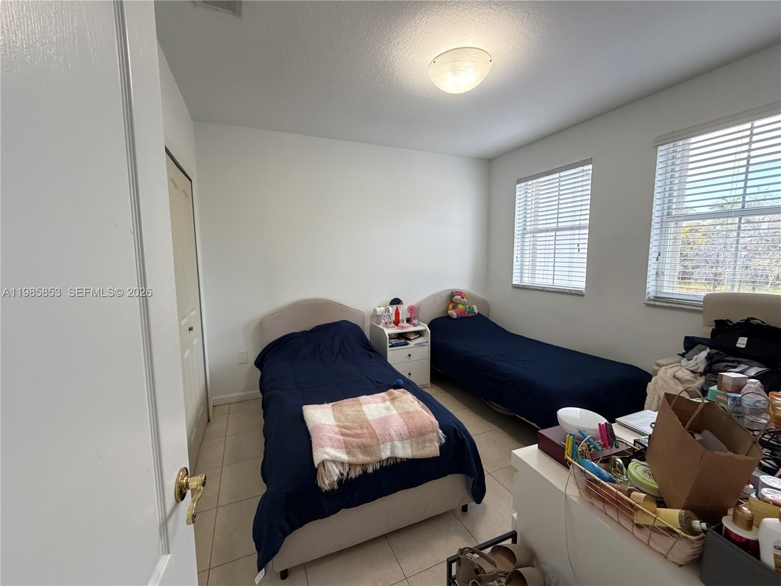 SANDCASTLES AT DORAL - Residential Lease