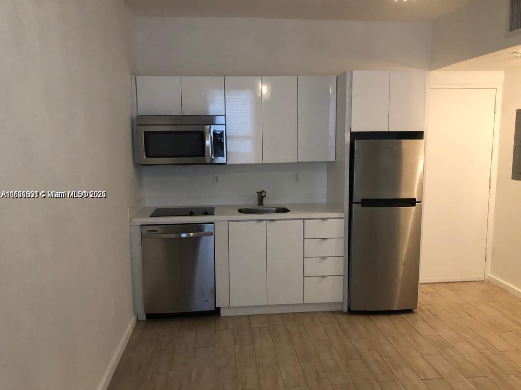 EMILY CONDO - Residential Lease