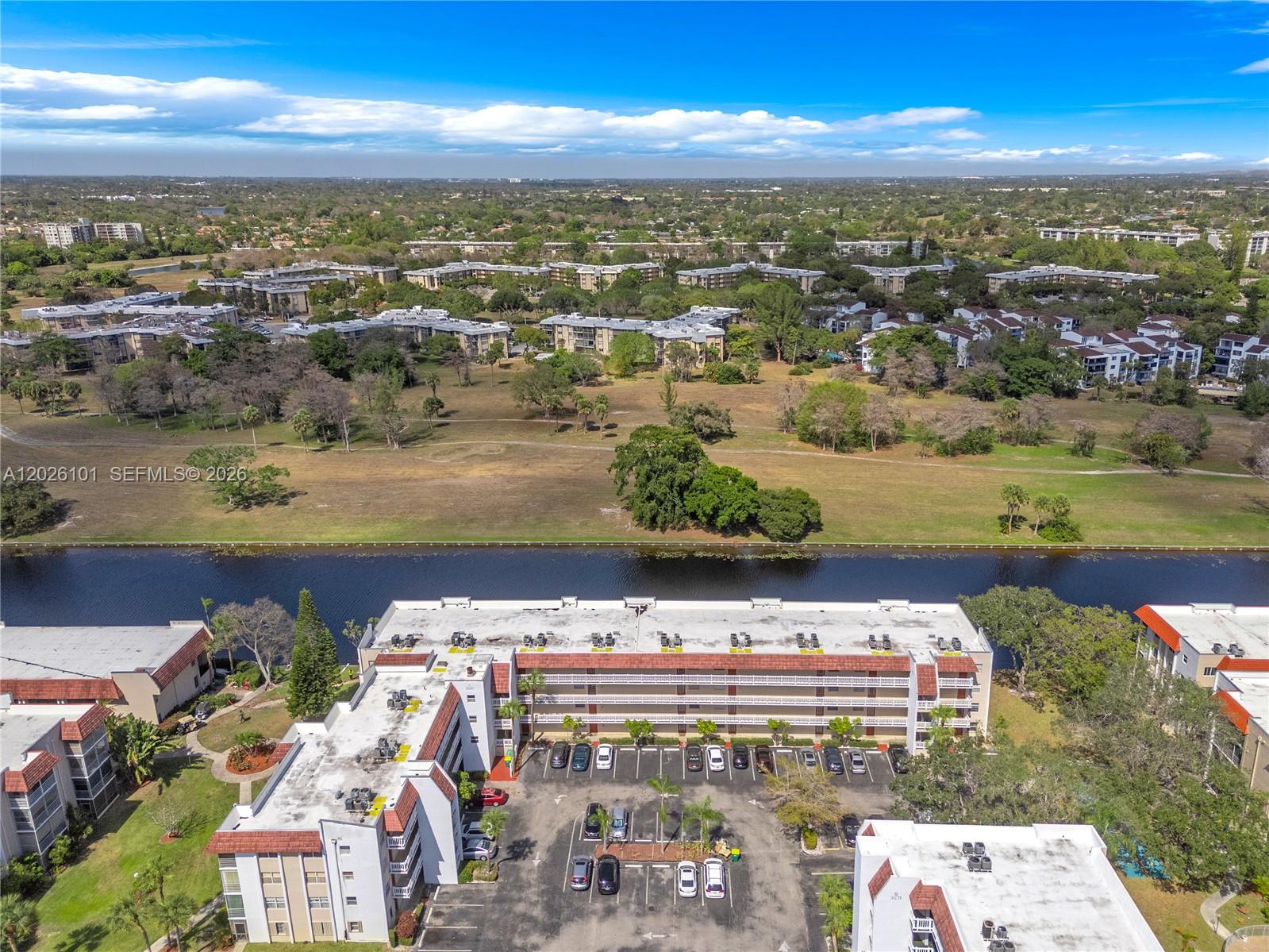 LAS VISTAS F IN INVERRARY - Residential