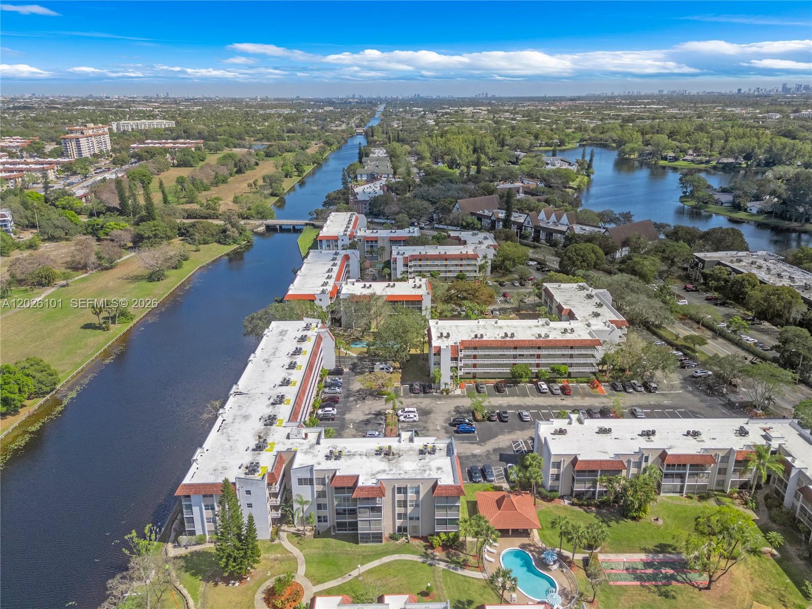 LAS VISTAS F IN INVERRARY - Residential