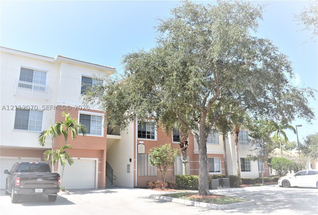 Photo of 1308 E Myrtlewood Cir E #1308, Palm Beach Gardens, FL 33418 (MLS # A12112070)
