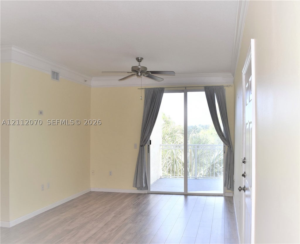 Photo of 1308 E Myrtlewood Cir E #1308, Palm Beach Gardens, FL 33418 (MLS # A12112070)