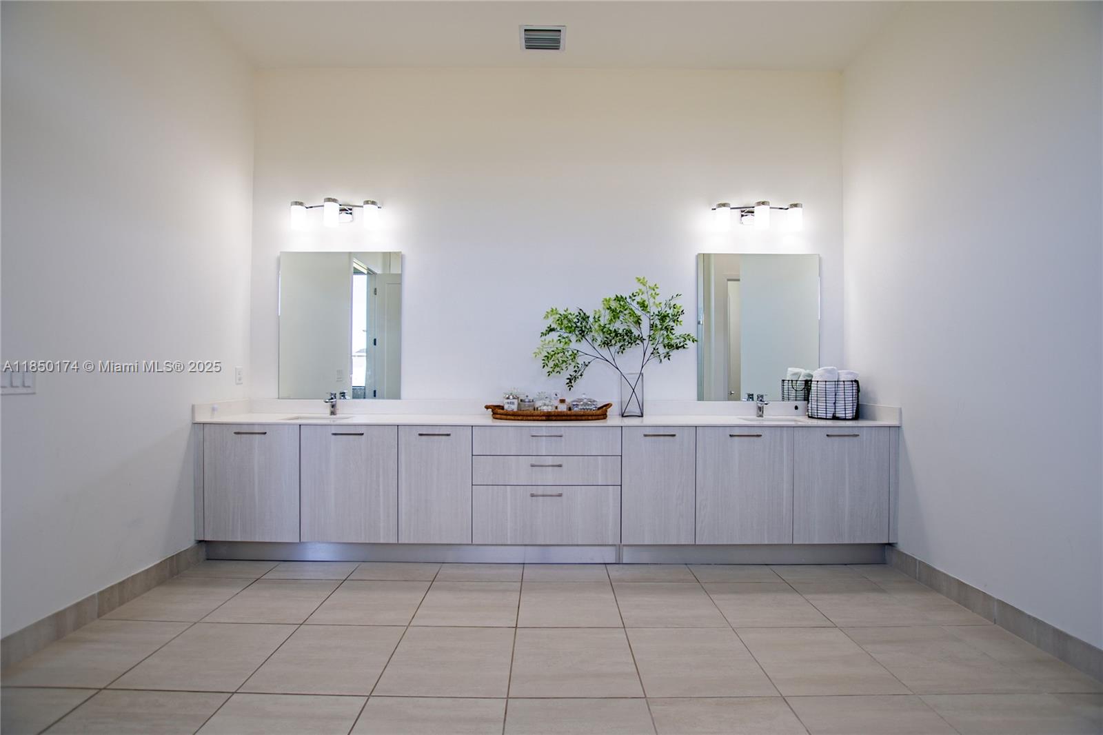 CIRCLE S ESTATES - Residential