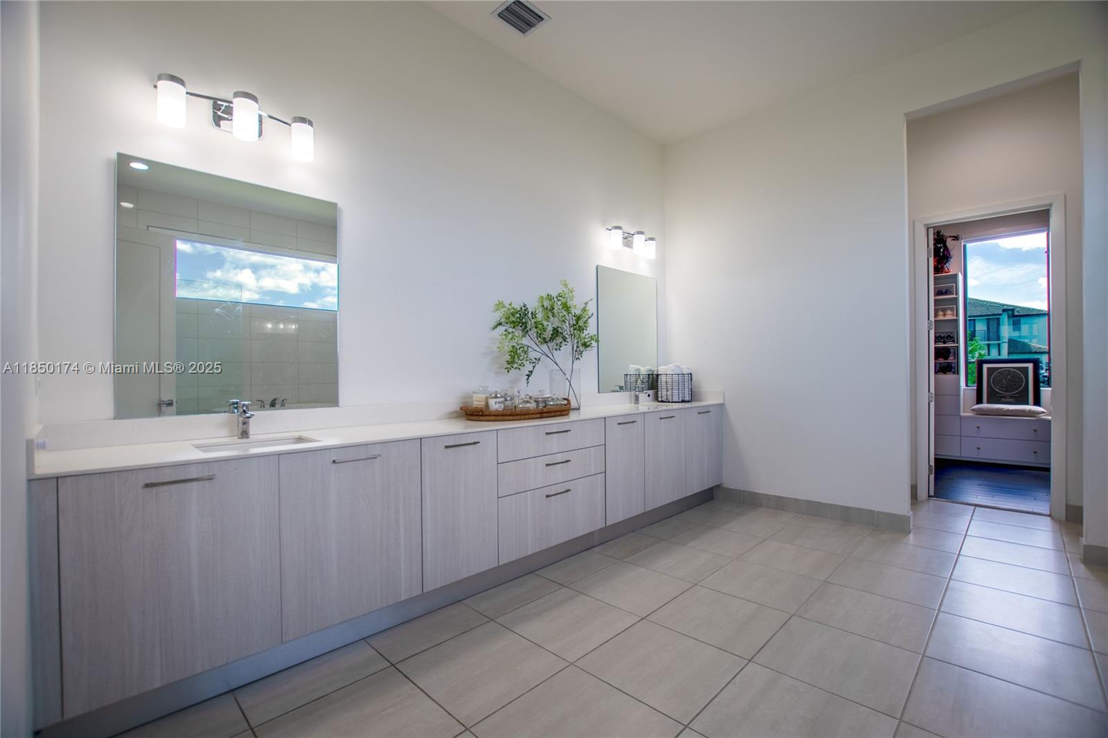 CIRCLE S ESTATES - Residential