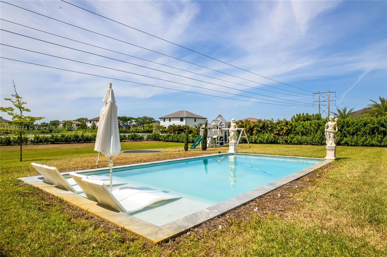 CIRCLE S ESTATES - Residential