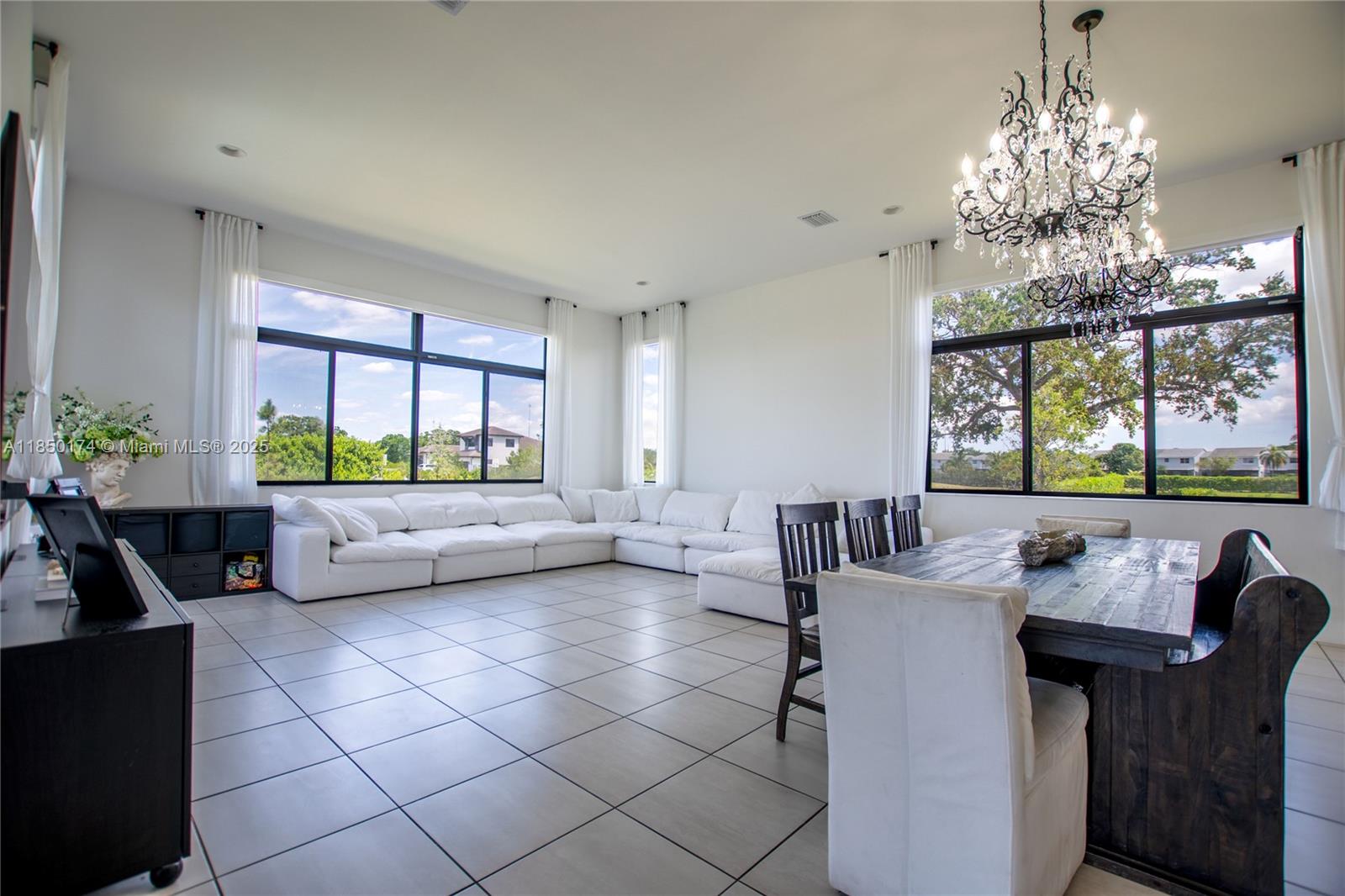 CIRCLE S ESTATES - Residential