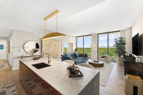 2678 Tigertail Ave 702 Miami FL 33133