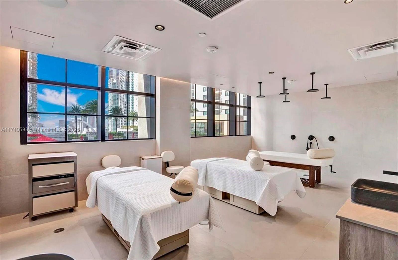 Natiivo/Gale Residence - Residential Lease