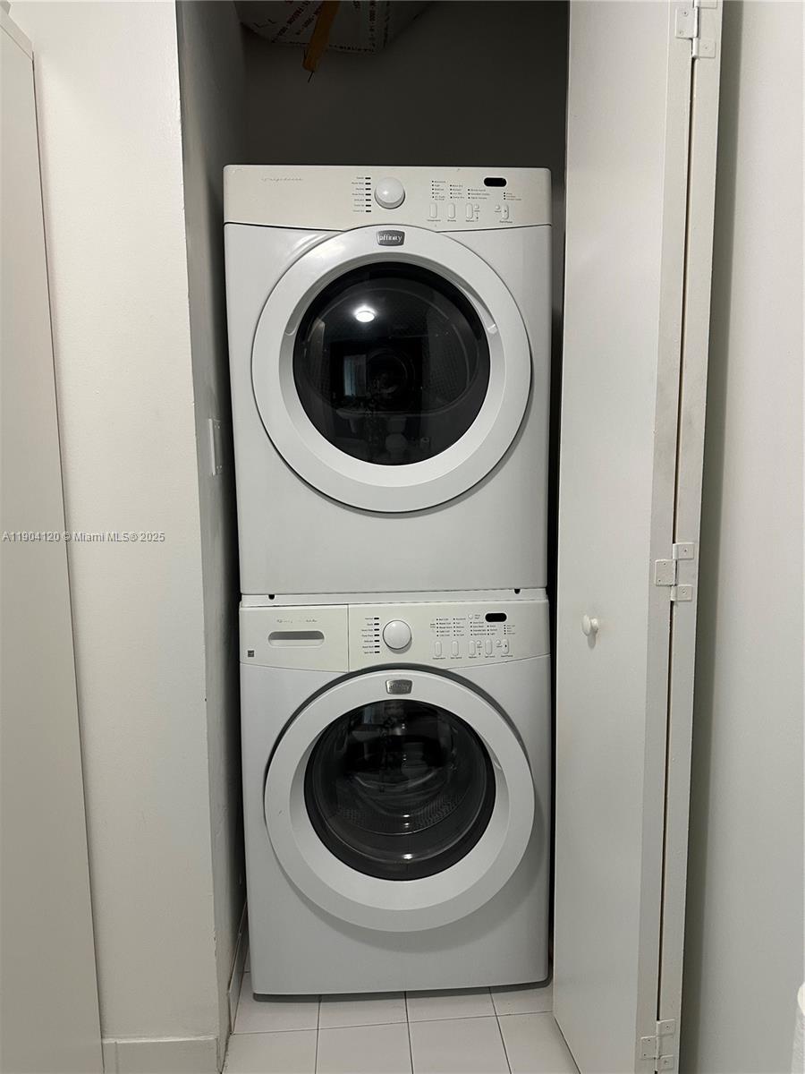 NEO VERTIKA CONDO - Residential Lease