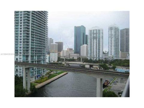690 SW 1 CT 1211 Miami FL 33130