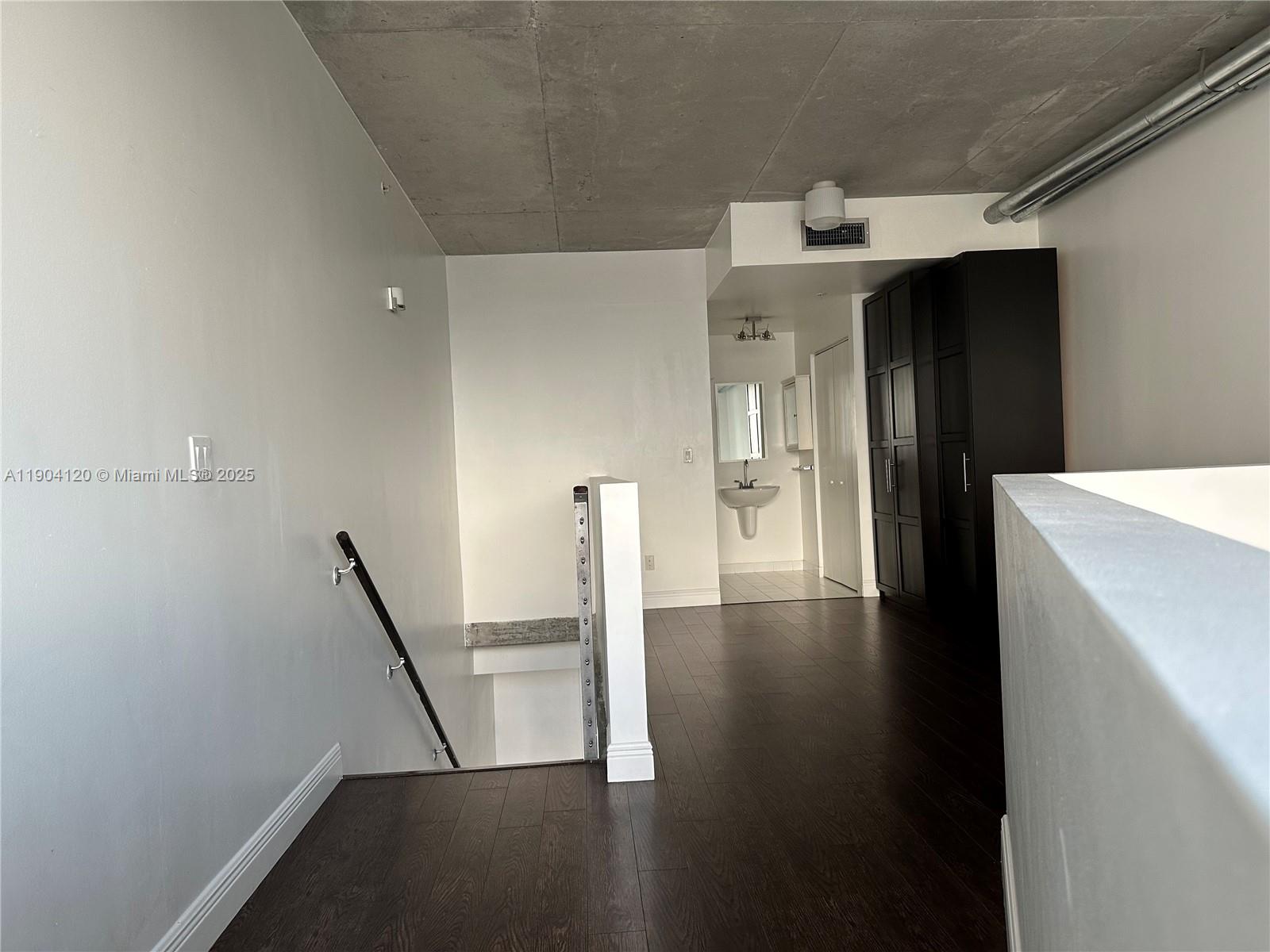 NEO VERTIKA CONDO - Residential Lease