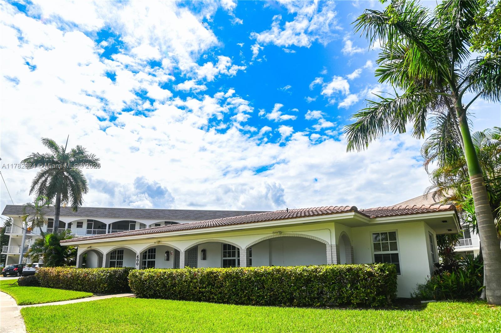 PARADISE VILLAS CONDO - Residential