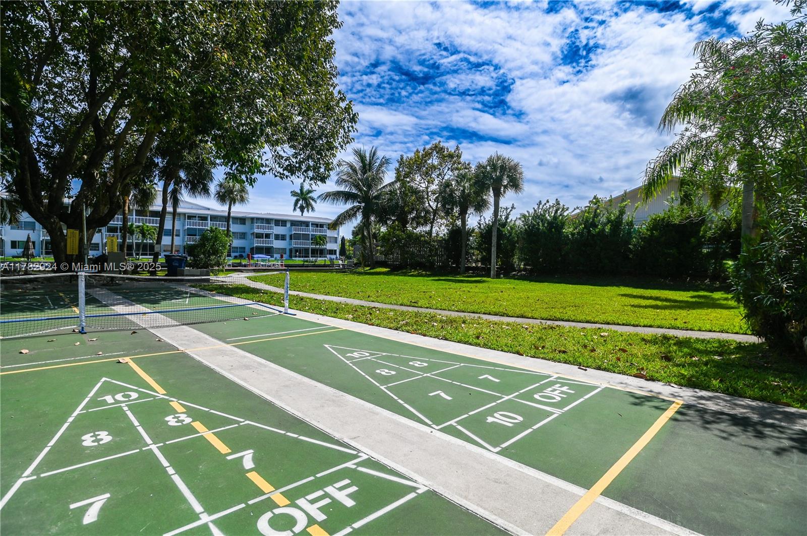 PARADISE VILLAS CONDO - Residential