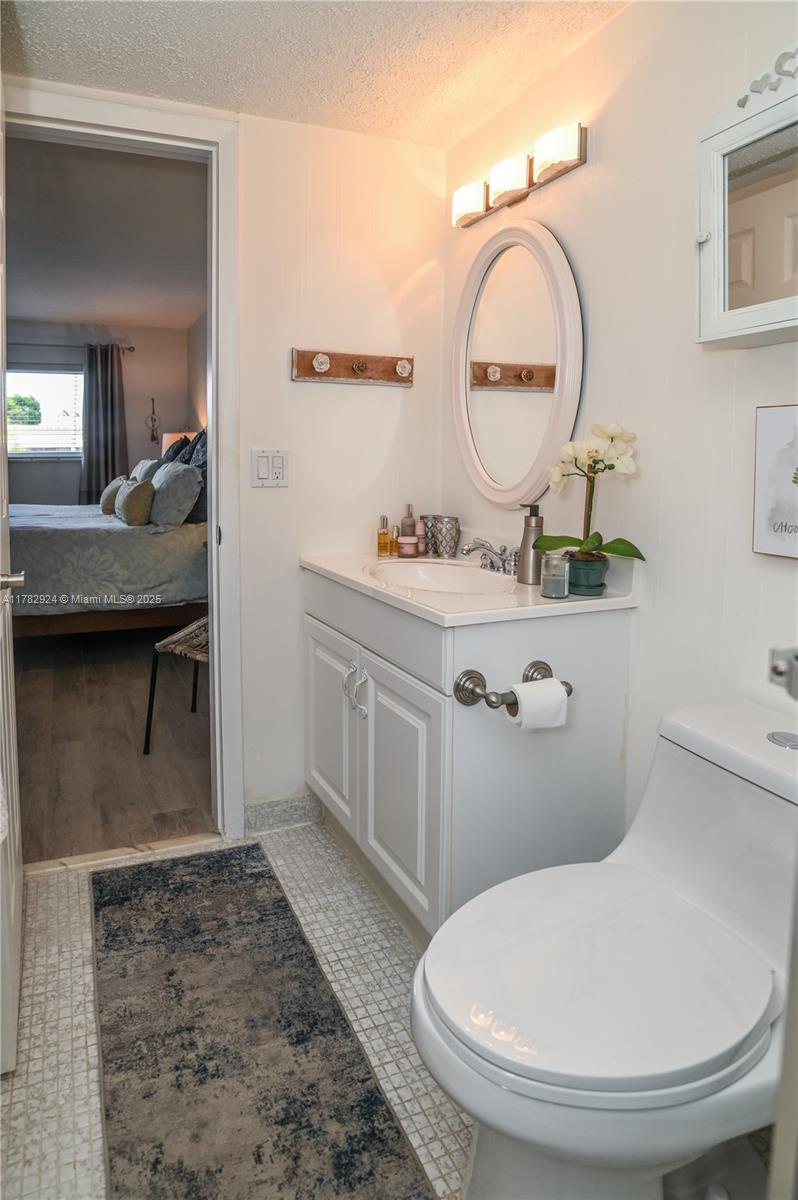 PARADISE VILLAS CONDO - Residential