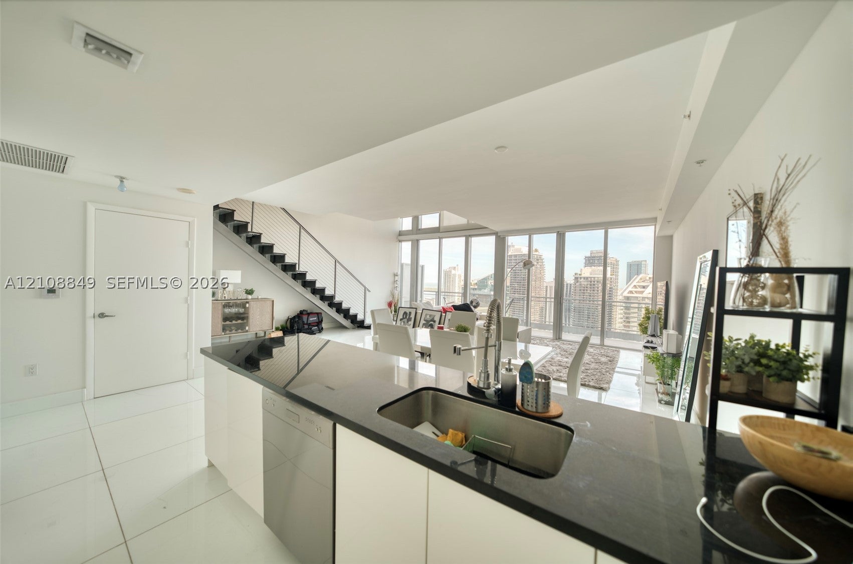 92 SW 3rd St 5203